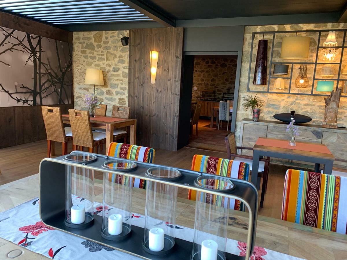 Hotel Restaurante El Ventos Sant Felíu de Pallarols Eksteriør billede