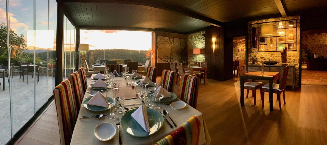 Hotel Restaurante El Ventos Sant Felíu de Pallarols Eksteriør billede